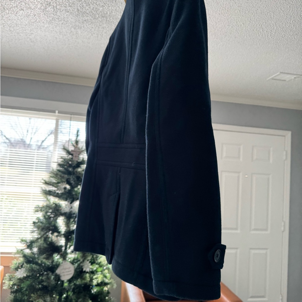 Coat - Picture 6 of 9